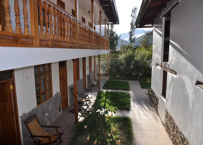 Casablanca * Ollantaytambo
